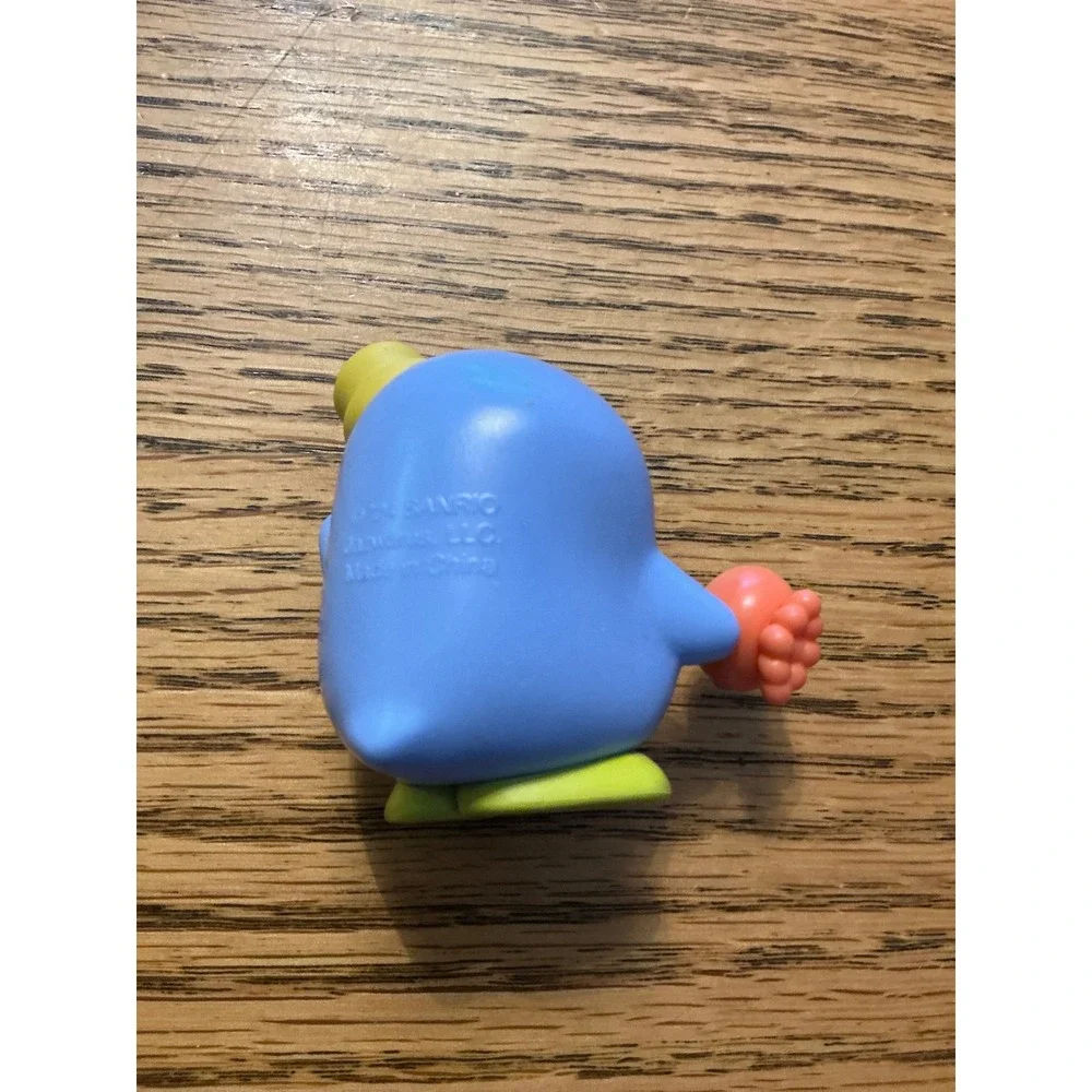 Hello‎ Kitty & Friends Jazwares Sanrio Tuxedo Penguin Mini Figure Collectible